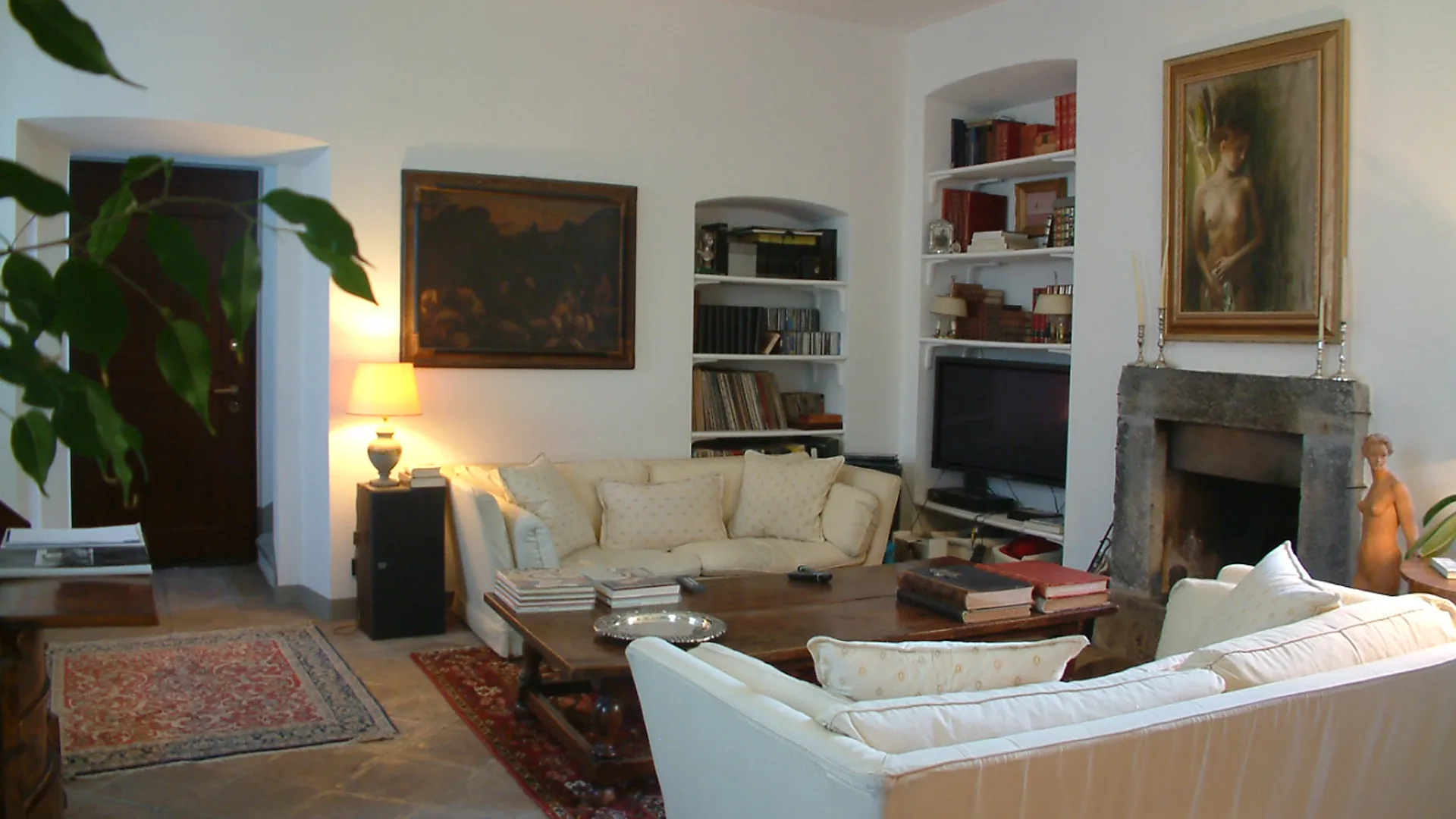 Appartamento in villa in vendita a Carimate (Como).